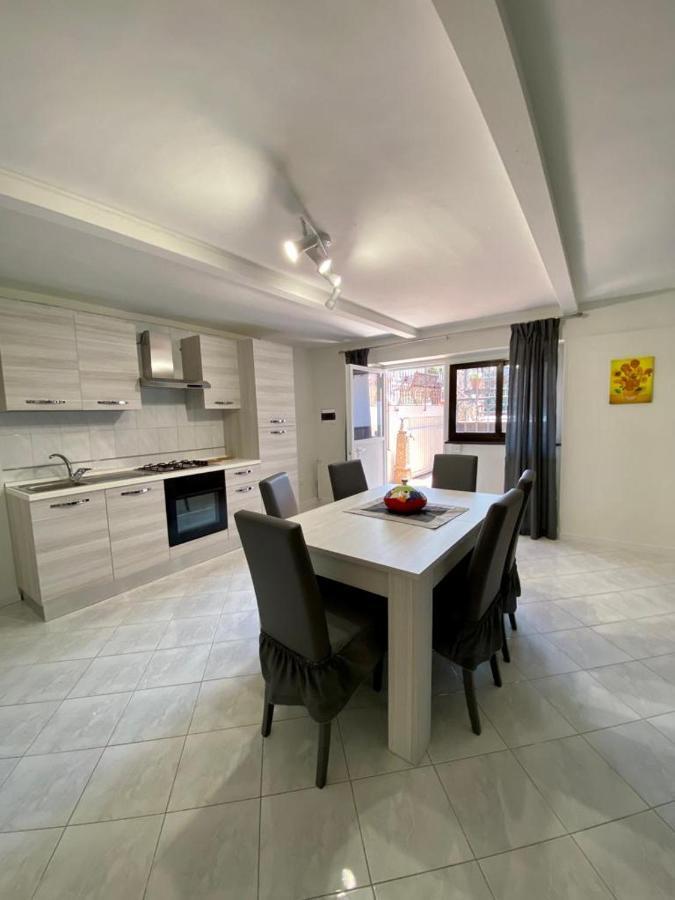 Sofi House-Appartamento In Villa Con Piscina Scafati Luaran gambar