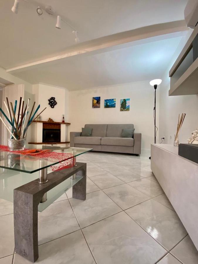 Sofi House-Appartamento In Villa Con Piscina Scafati Luaran gambar