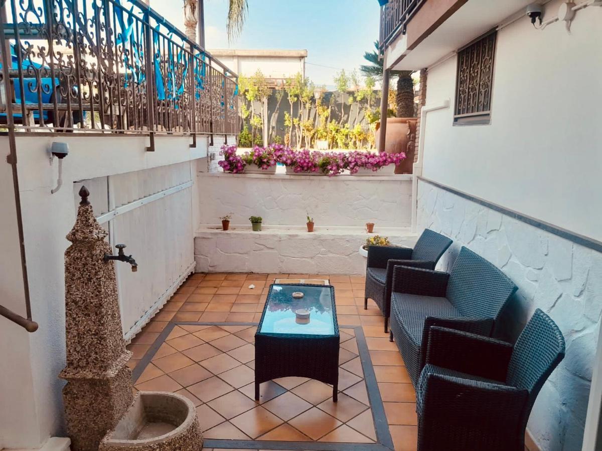 Sofi House-Appartamento In Villa Con Piscina Scafati Luaran gambar