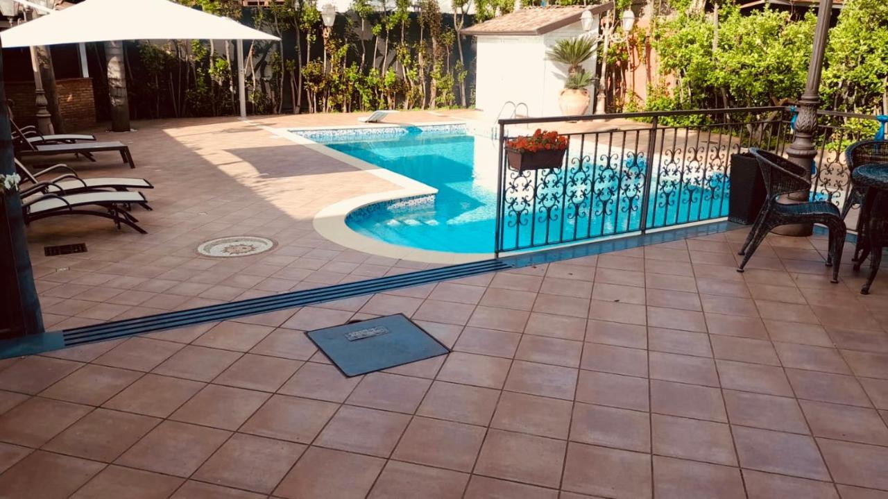 Sofi House-Appartamento In Villa Con Piscina Scafati Luaran gambar